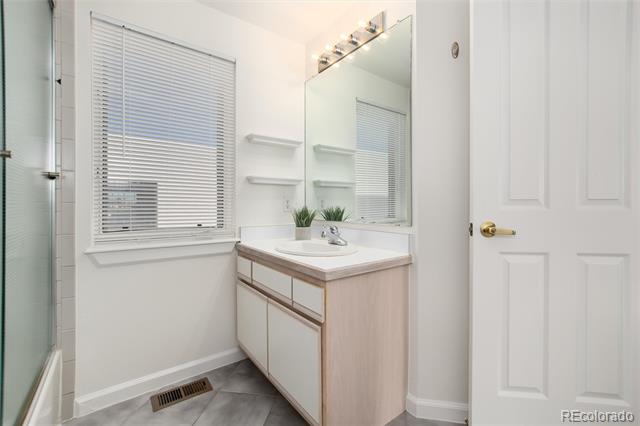 790 N Clarkson Street Unit: 205