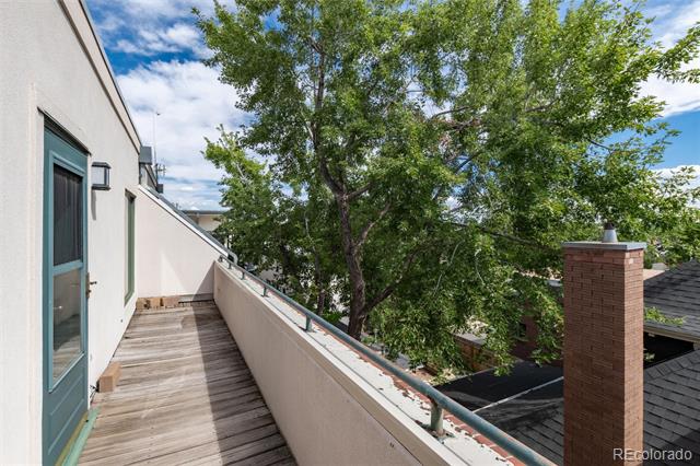 790 N Clarkson Street Unit: 205