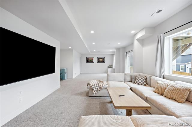 17379 Trefoil Lane