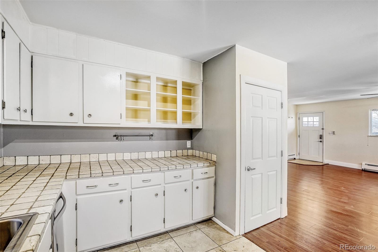 5700 W 28th Avenue Unit: 8