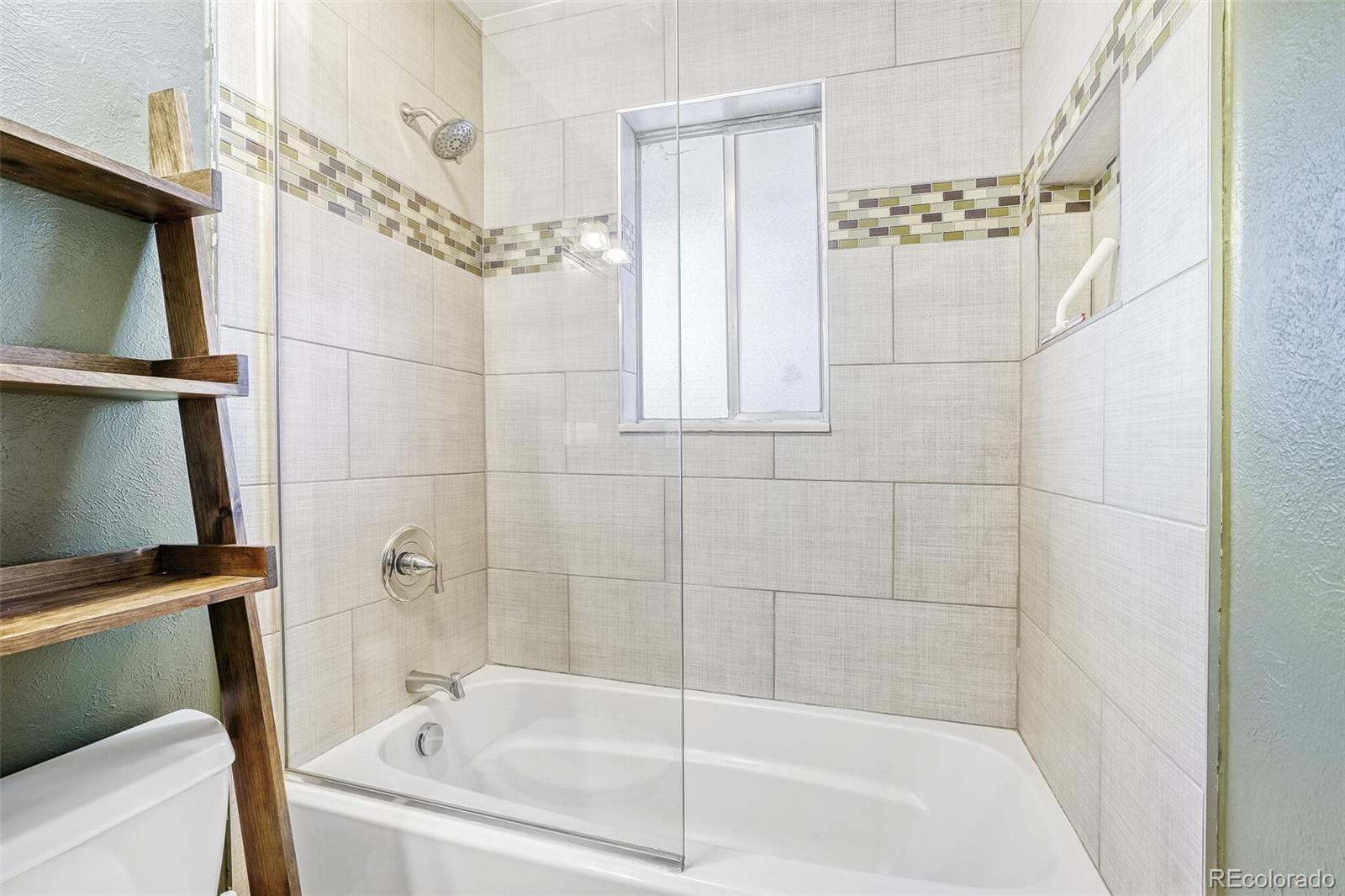 5700 W 28th Avenue Unit: 8
