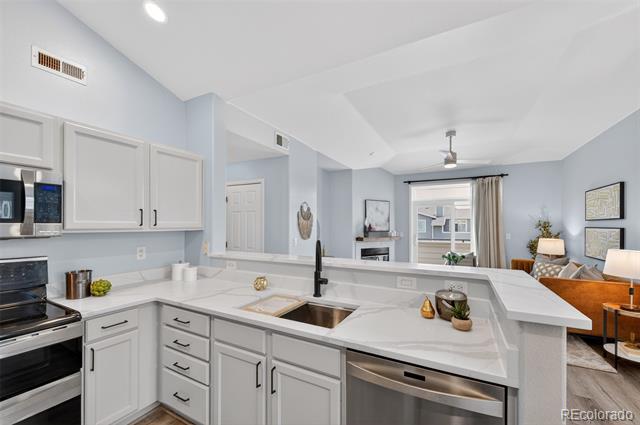 8500 E Jefferson Avenue Unit: 9H