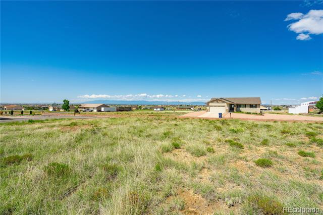 1368 N Blazing Star Lane