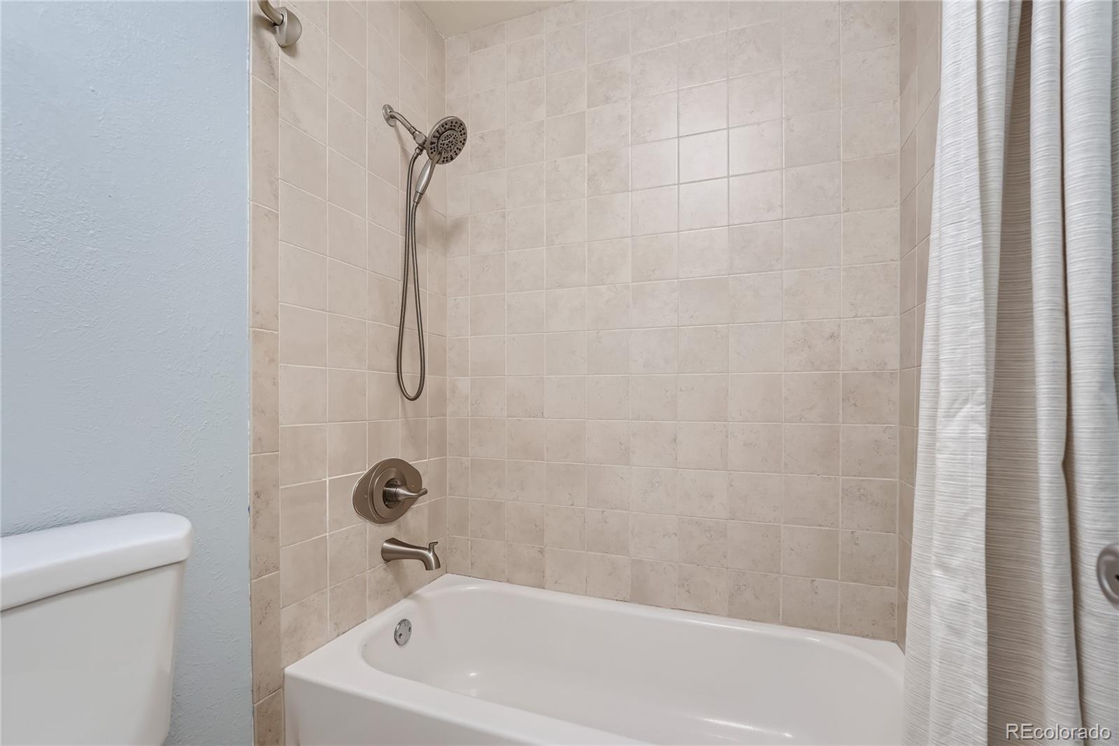 5185 W 61st Drive Unit: 11