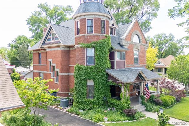 326 W Pitkin Avenue