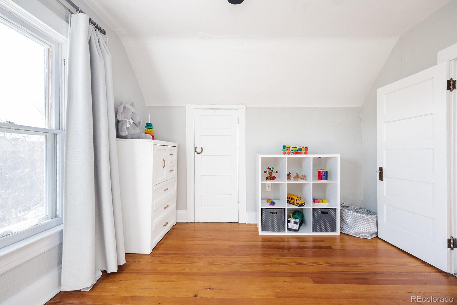 859 S Sherman Street