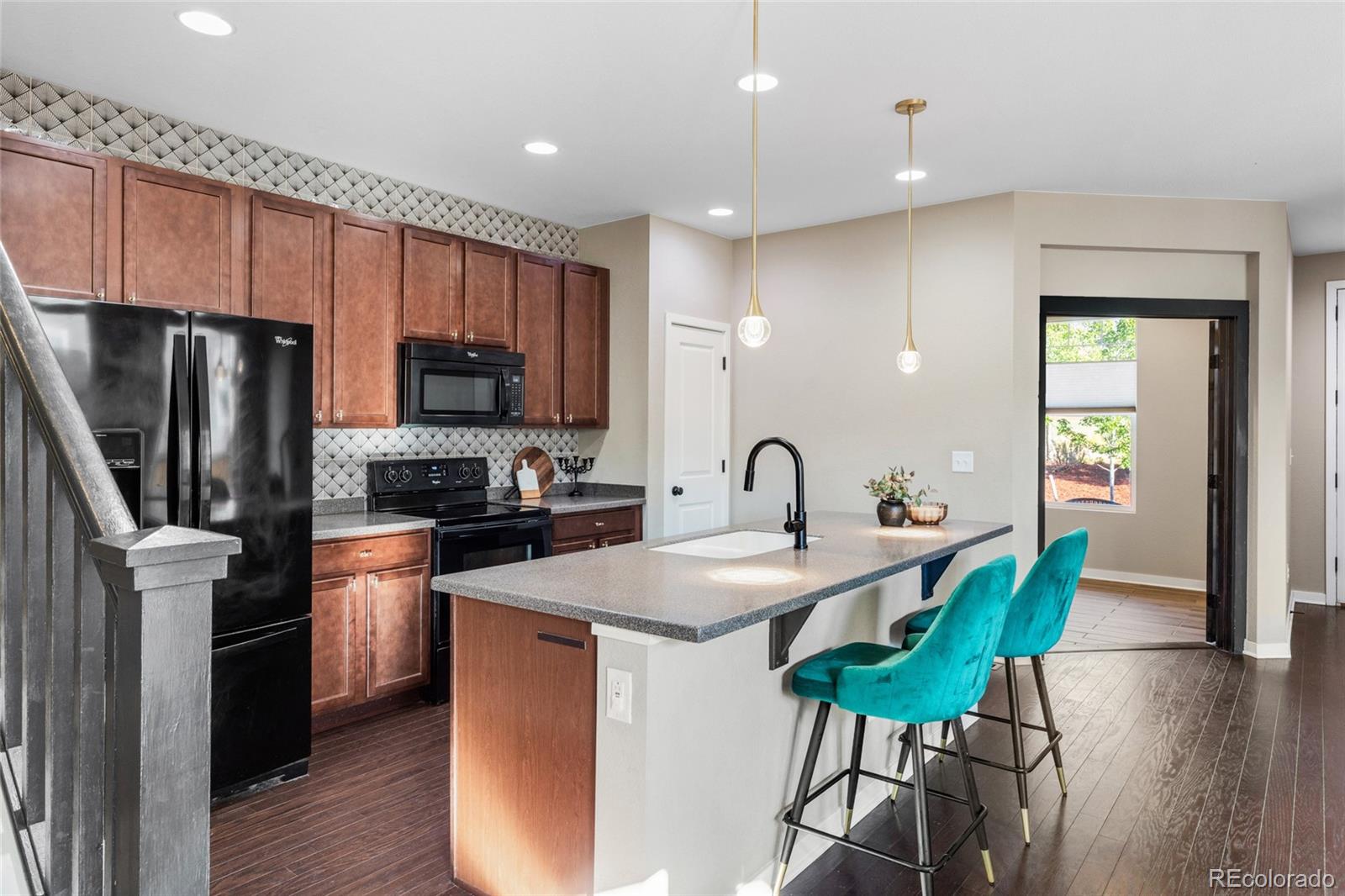 10042 Nadine Lane