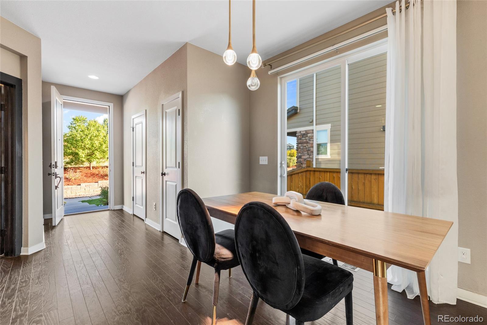 10042 Nadine Lane