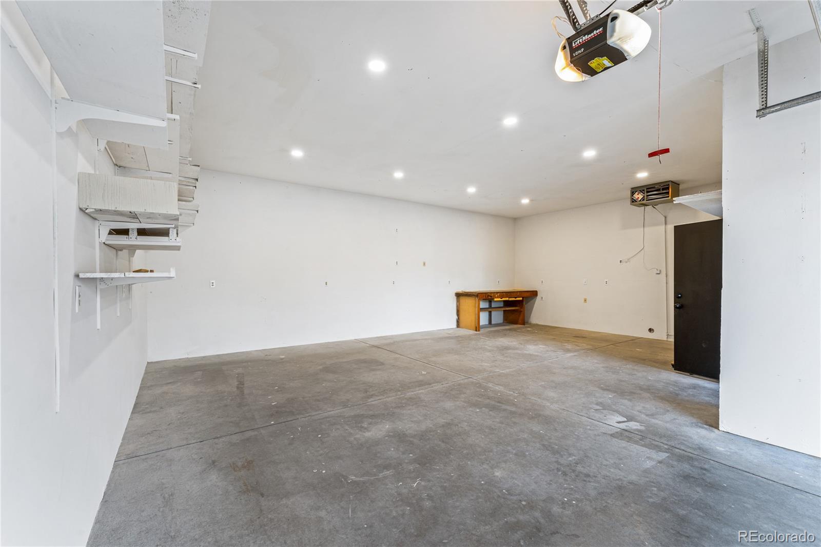 8120 W 54th Place