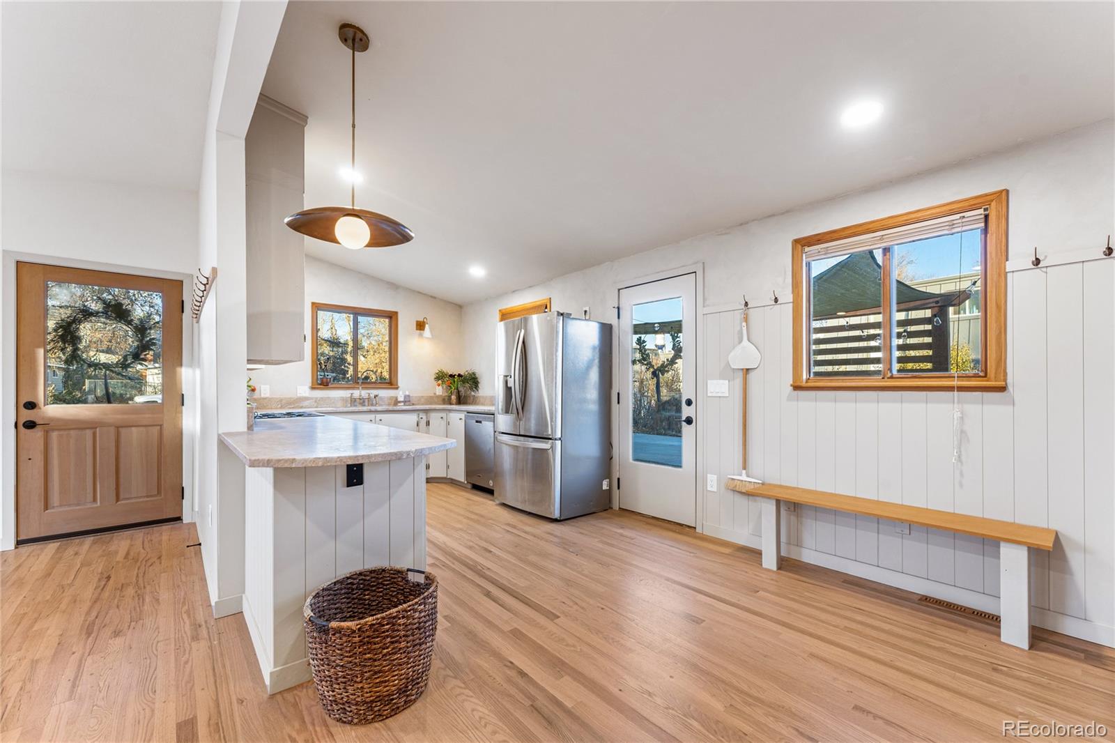8120 W 54th Place