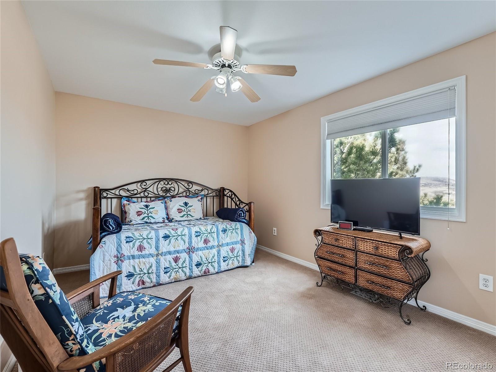 134 S Sly Fox Way