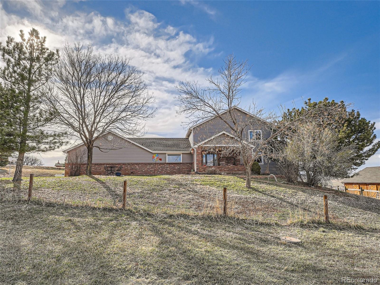 134 S Sly Fox Way