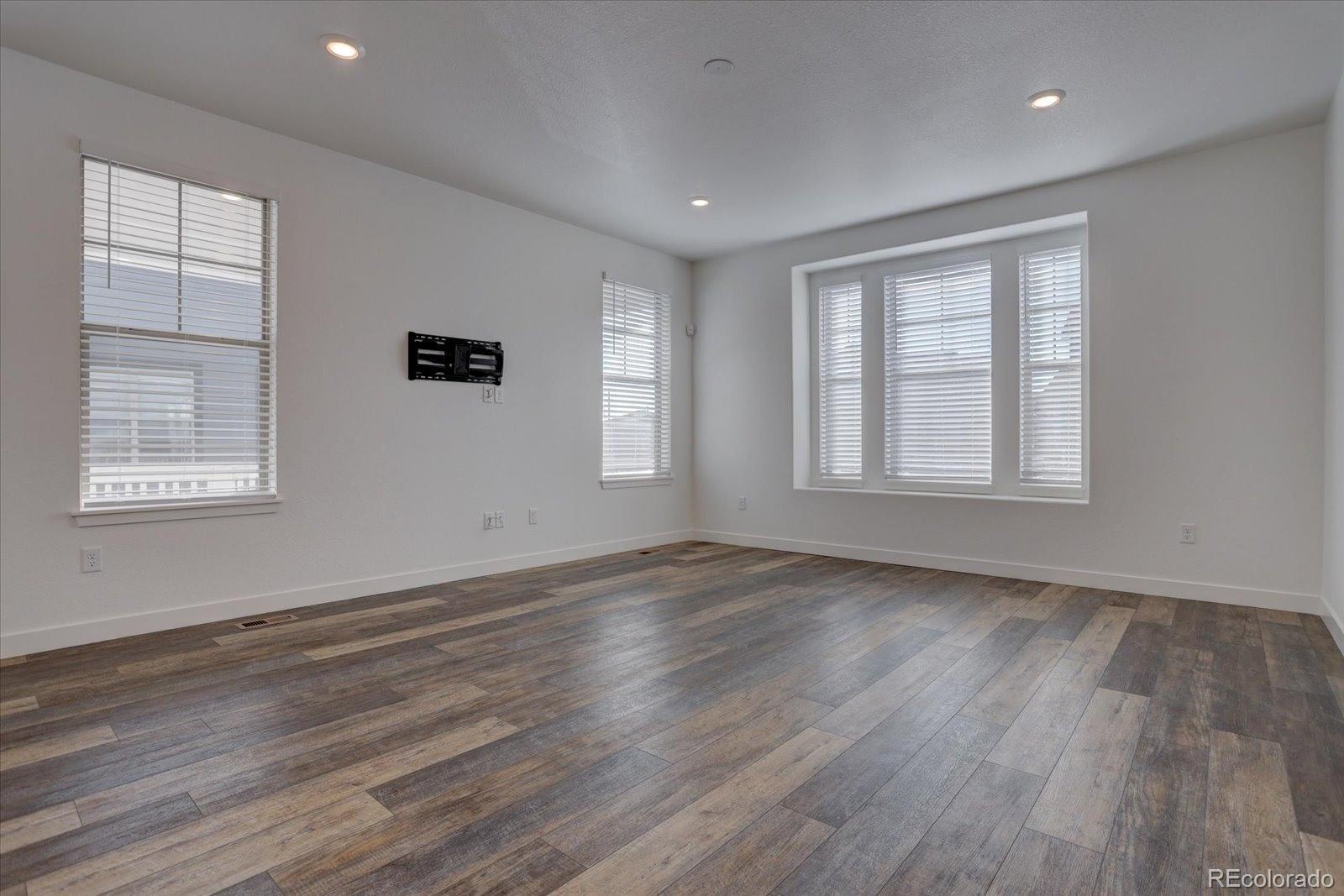 8381 Bijou Creek Avenue