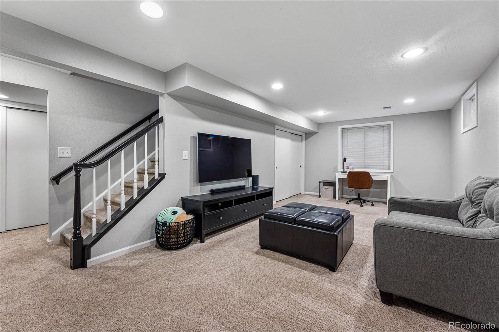 6889 E Costilla Circle