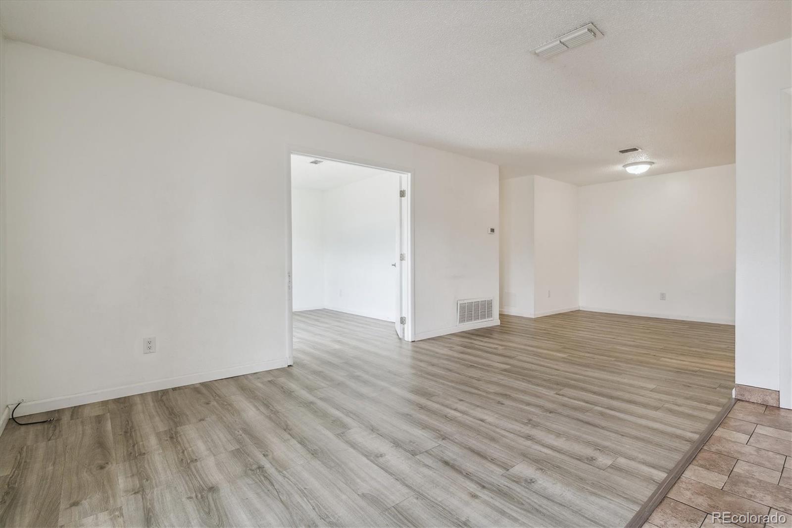 2380 E Fremont Unit: H20