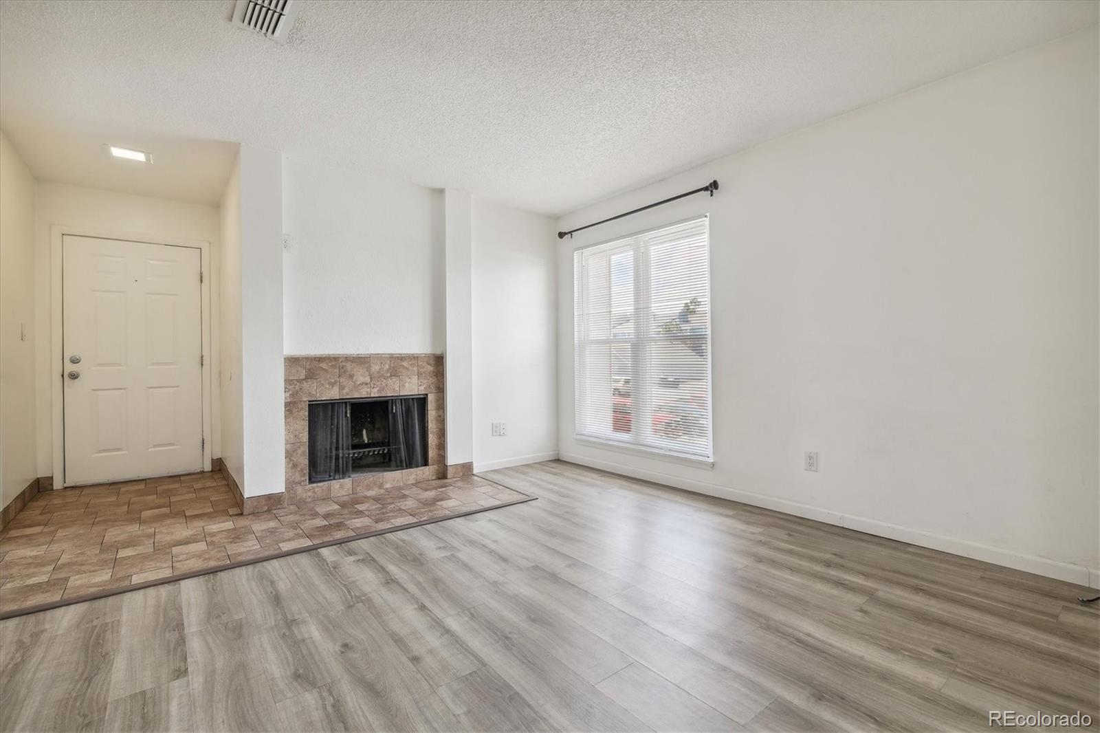 2380 E Fremont Unit: H20