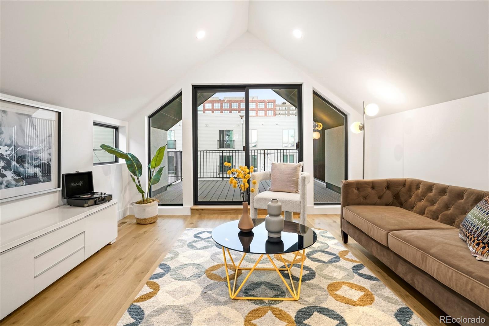 3429 Lawrence Street