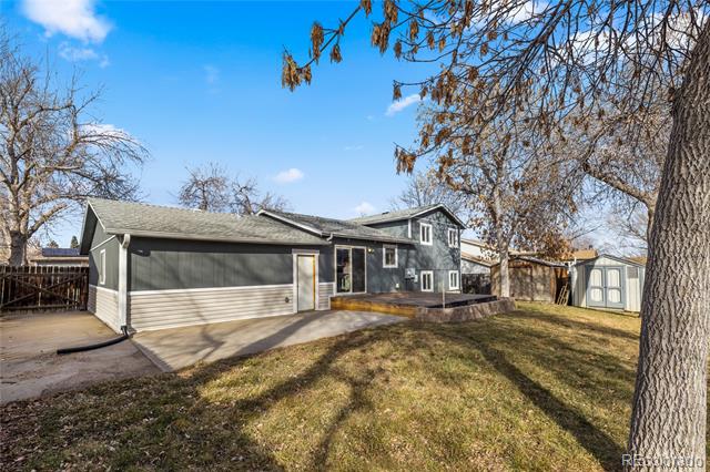6252 W 70th Place