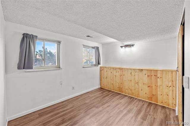 6252 W 70th Place
