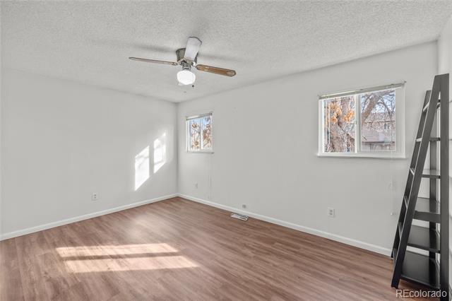 6252 W 70th Place
