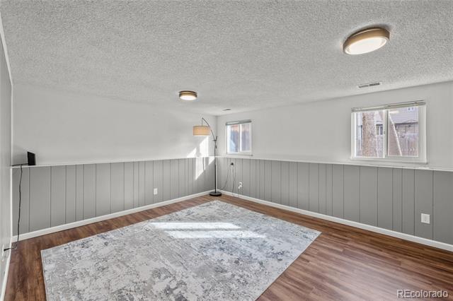 6252 W 70th Place