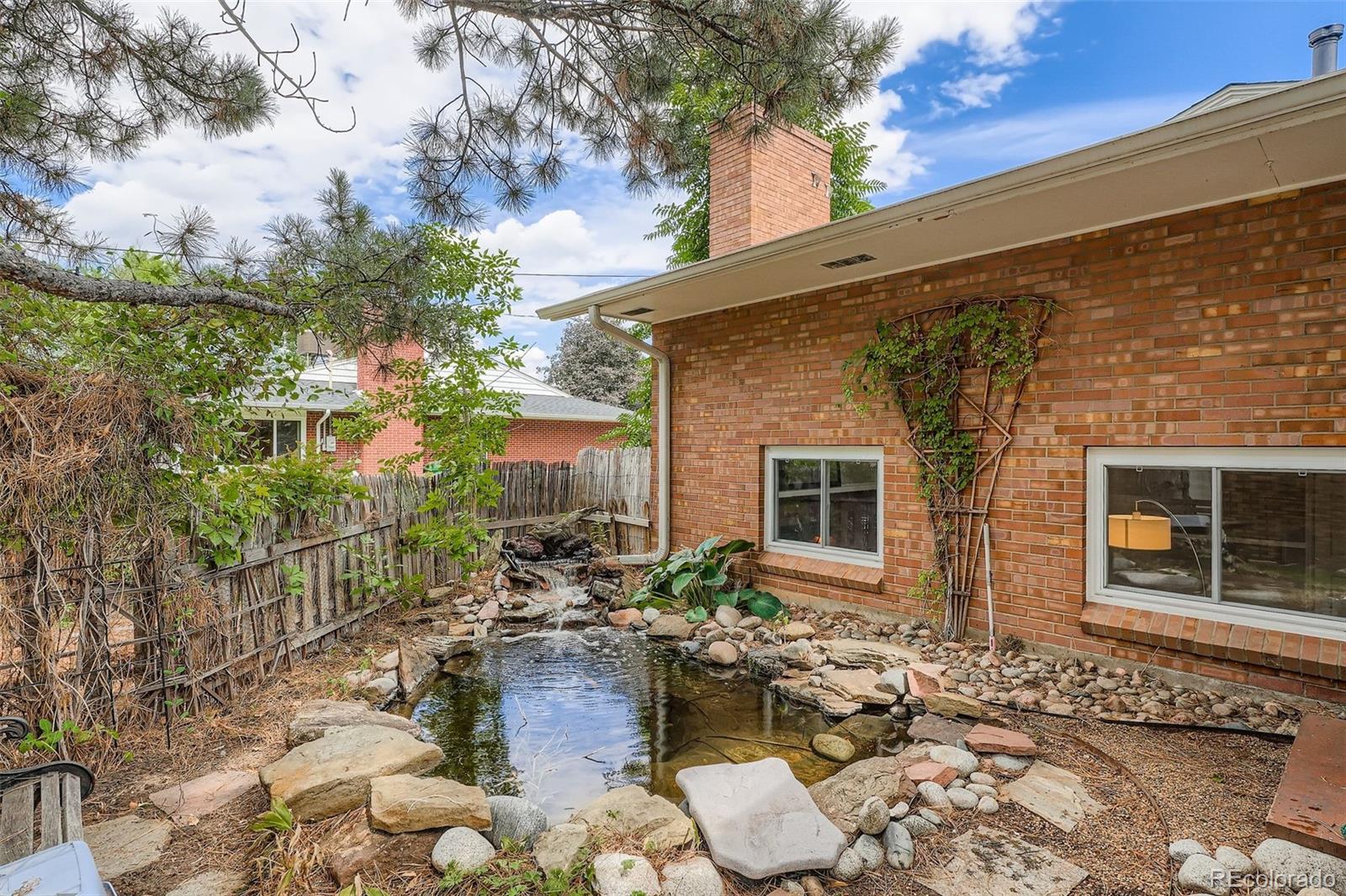 1035 S Elmira Street