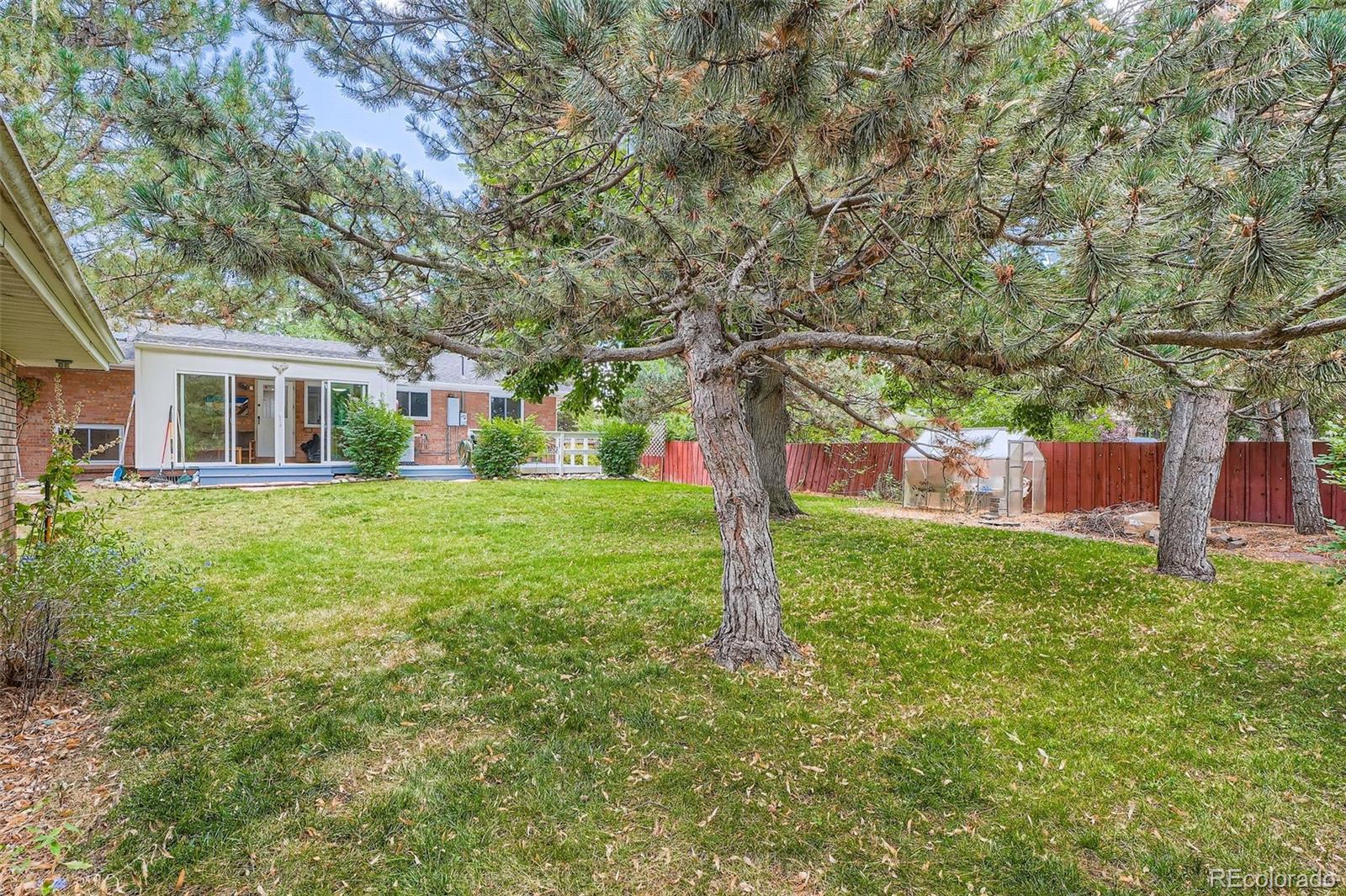 1035 S Elmira Street