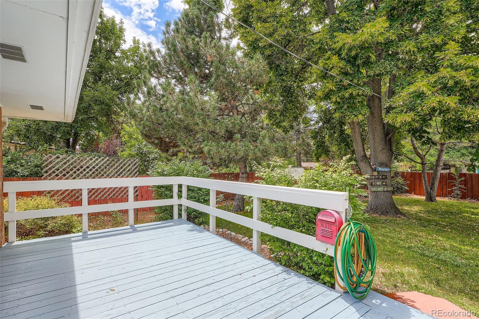 1035 S Elmira Street