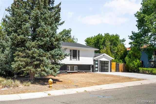 10441 W Lehigh Avenue
