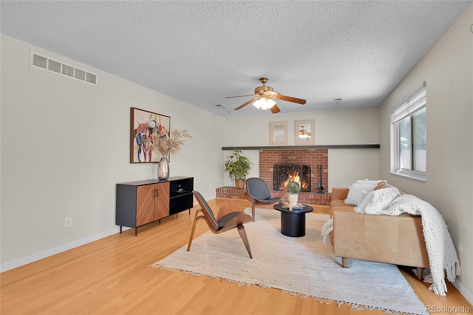 4720 W Stanford Avenue