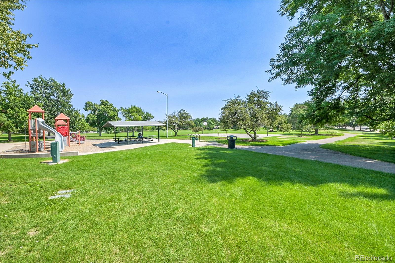 4720 W Stanford Avenue