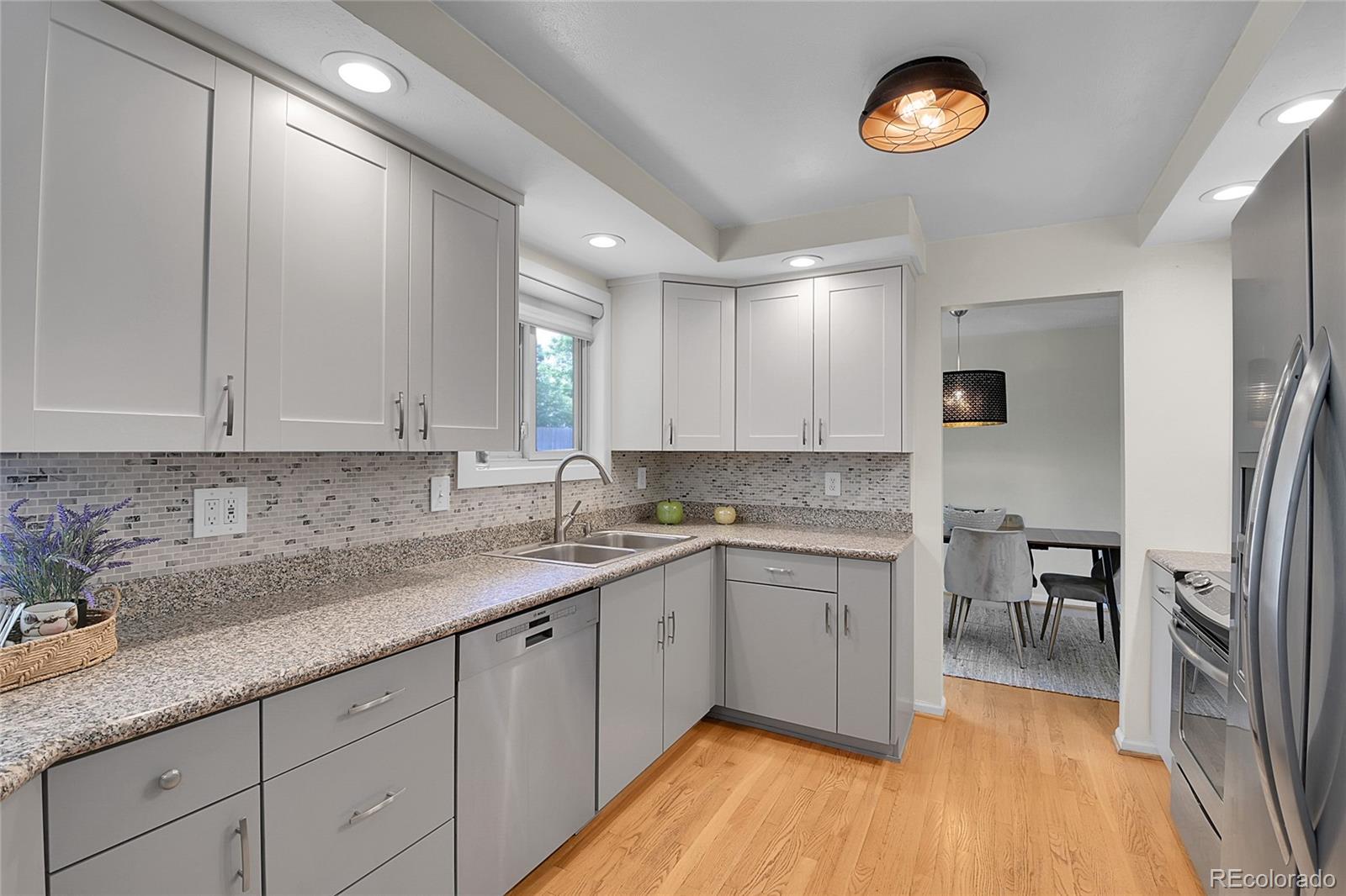 4720 W Stanford Avenue