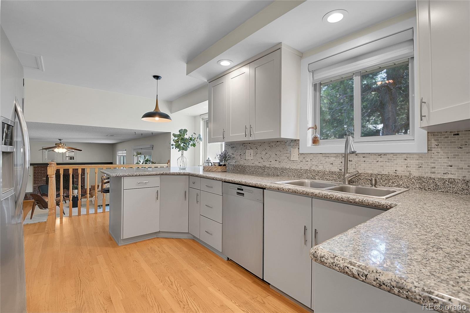 4720 W Stanford Avenue