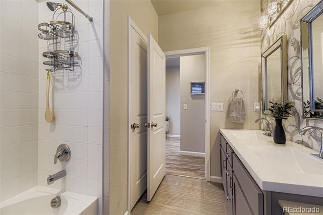 4672 River Highlands Loop