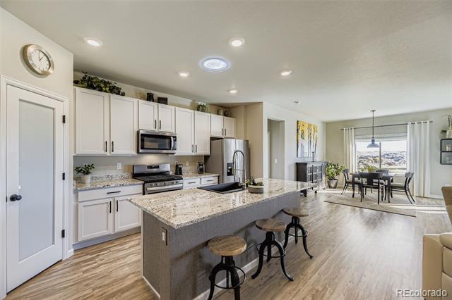 4672 River Highlands Loop