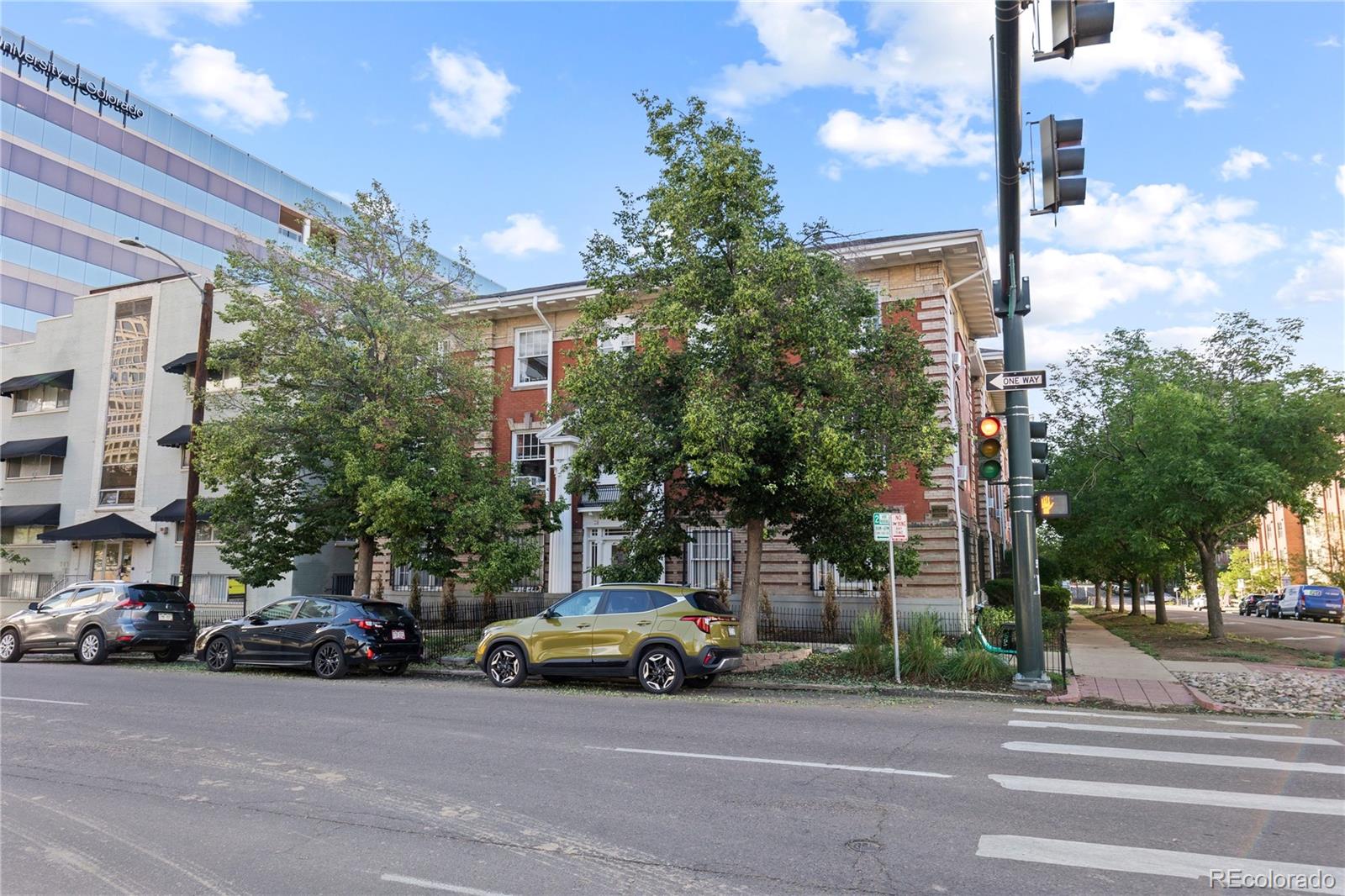 325 E 18th Avenue