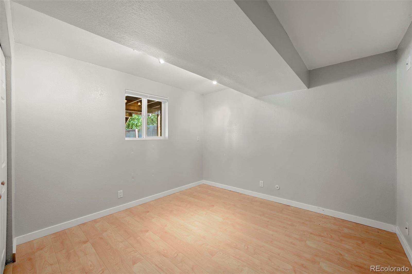 1743 Ura Lane