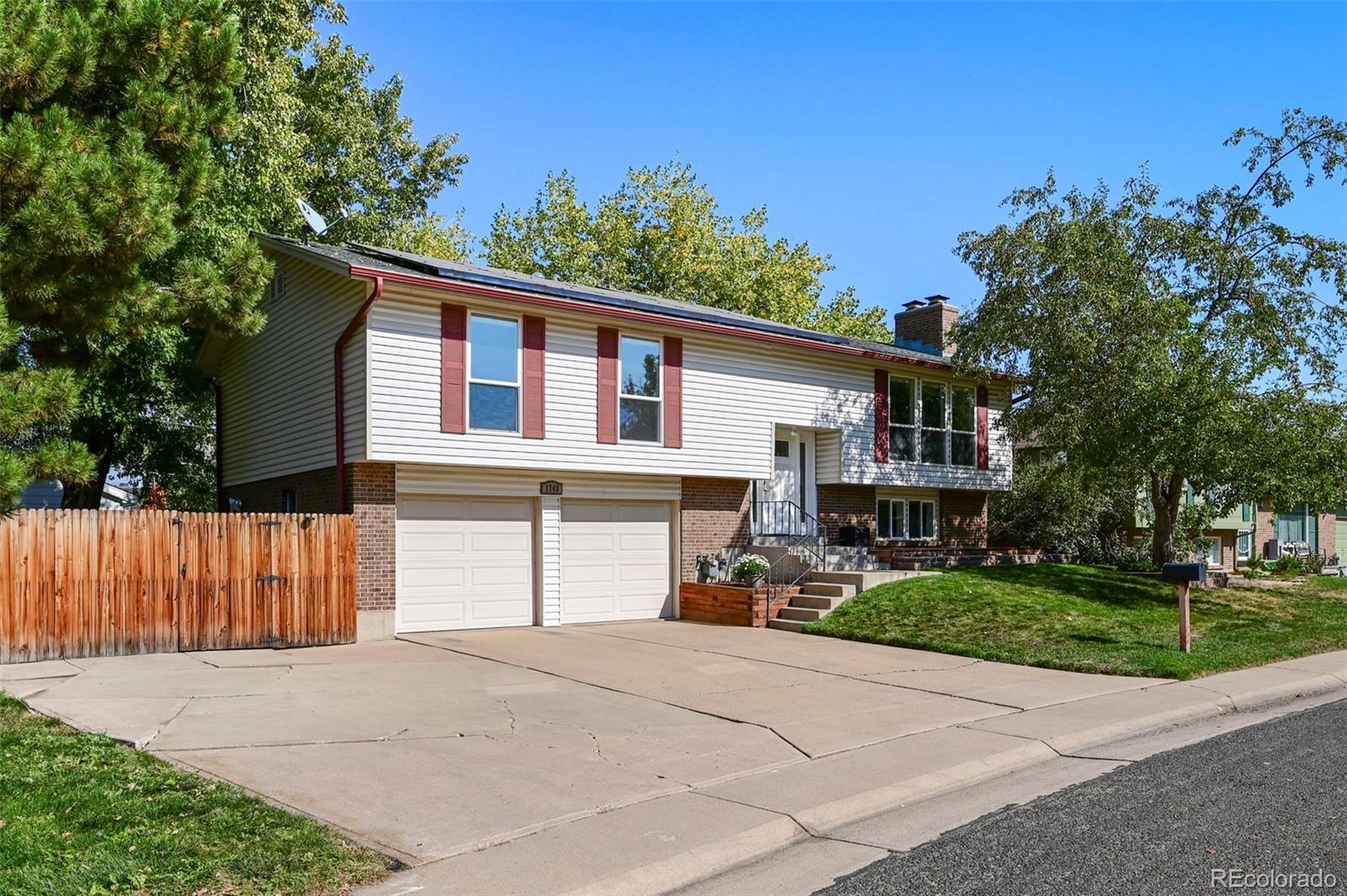 1743 Ura Lane