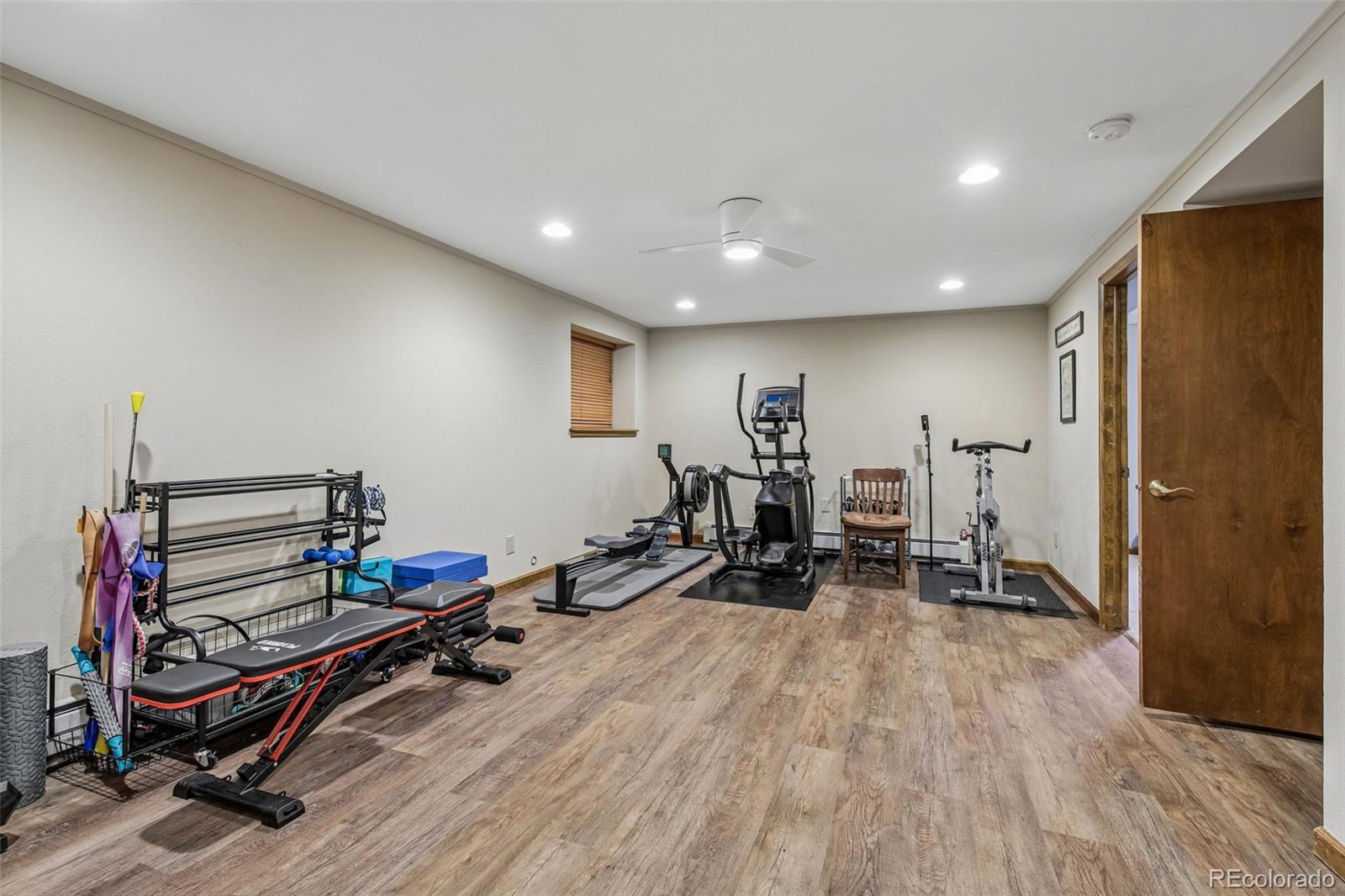 869 W Barberry Circle
