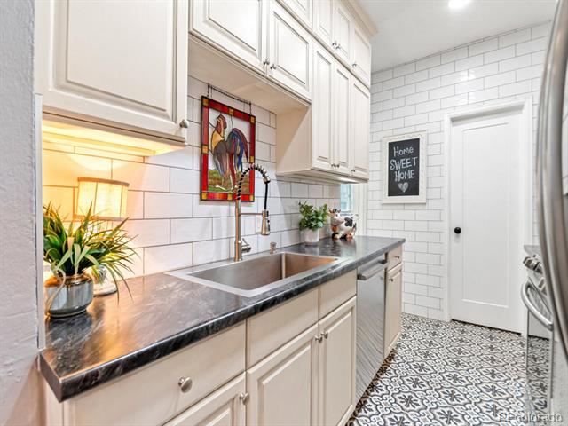 6000 W 29th Avenue