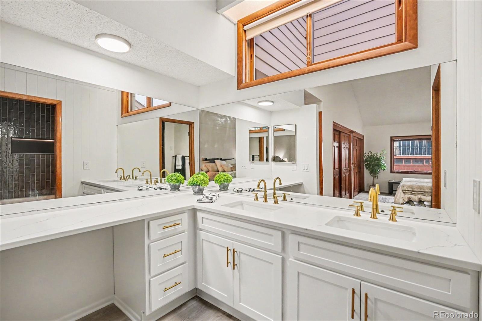 169 Xenon Street Unit: 30