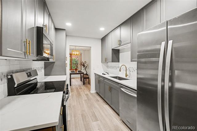 169 Xenon Street Unit: 30