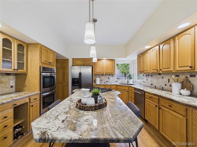 1931 Creekside Drive