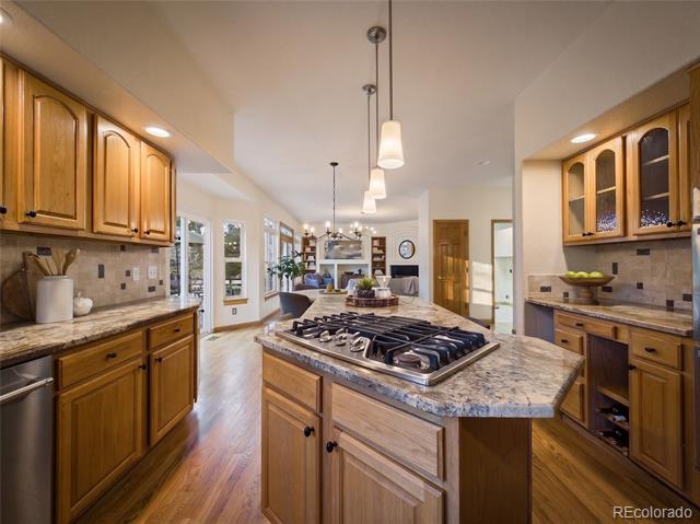 1931 Creekside Drive