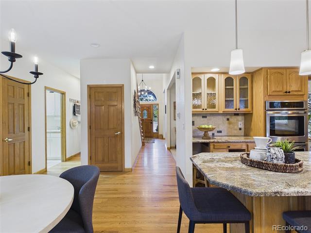1931 Creekside Drive