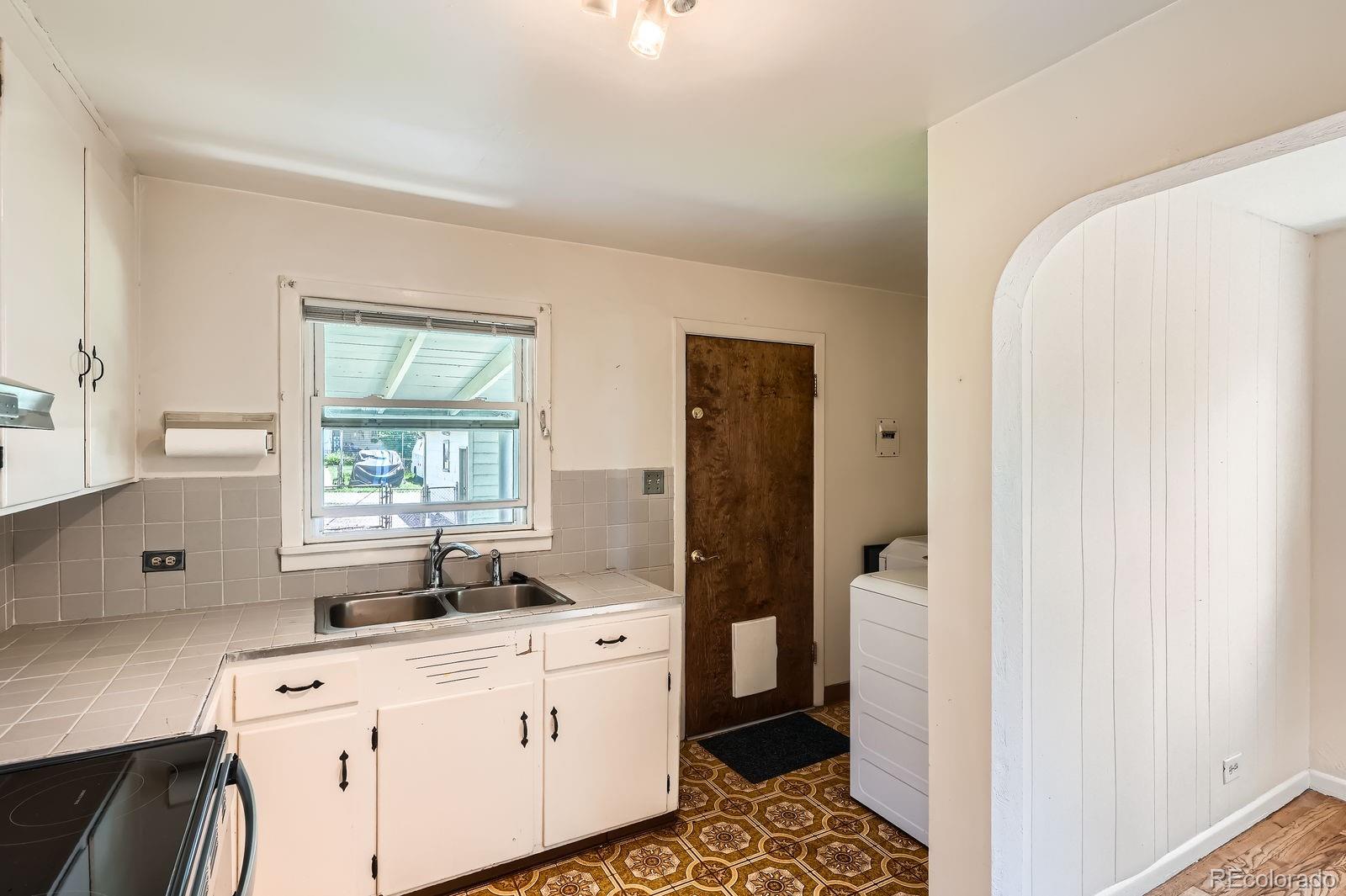 1140 S Xavier Street