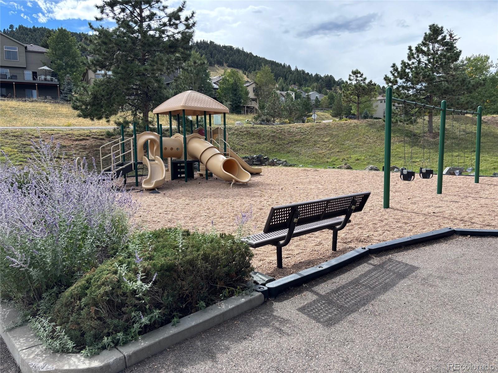 23674 Pondview Place Unit: B