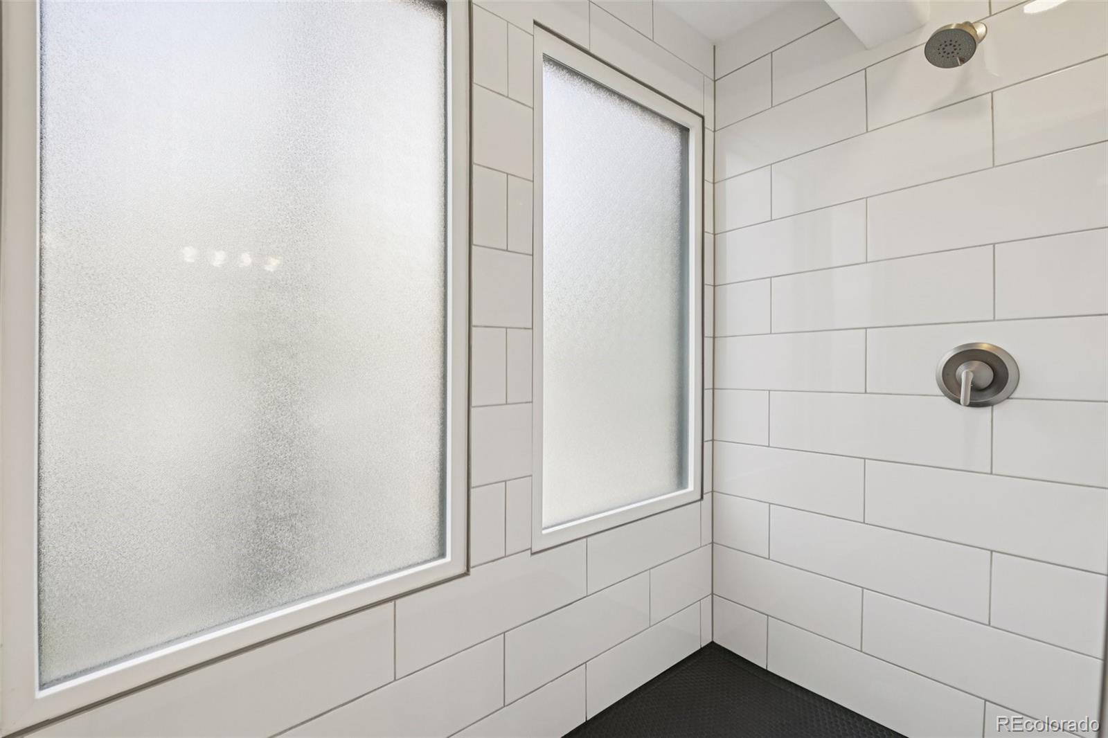 23674 Pondview Place Unit: B