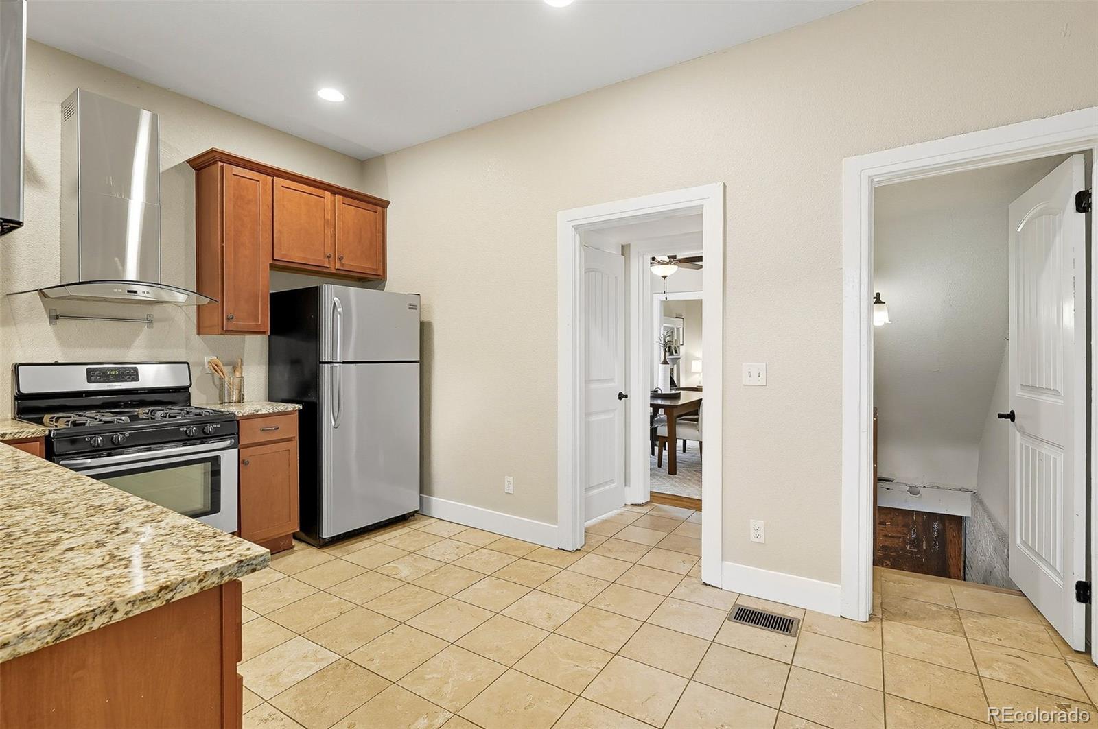 716 N Sherman Street