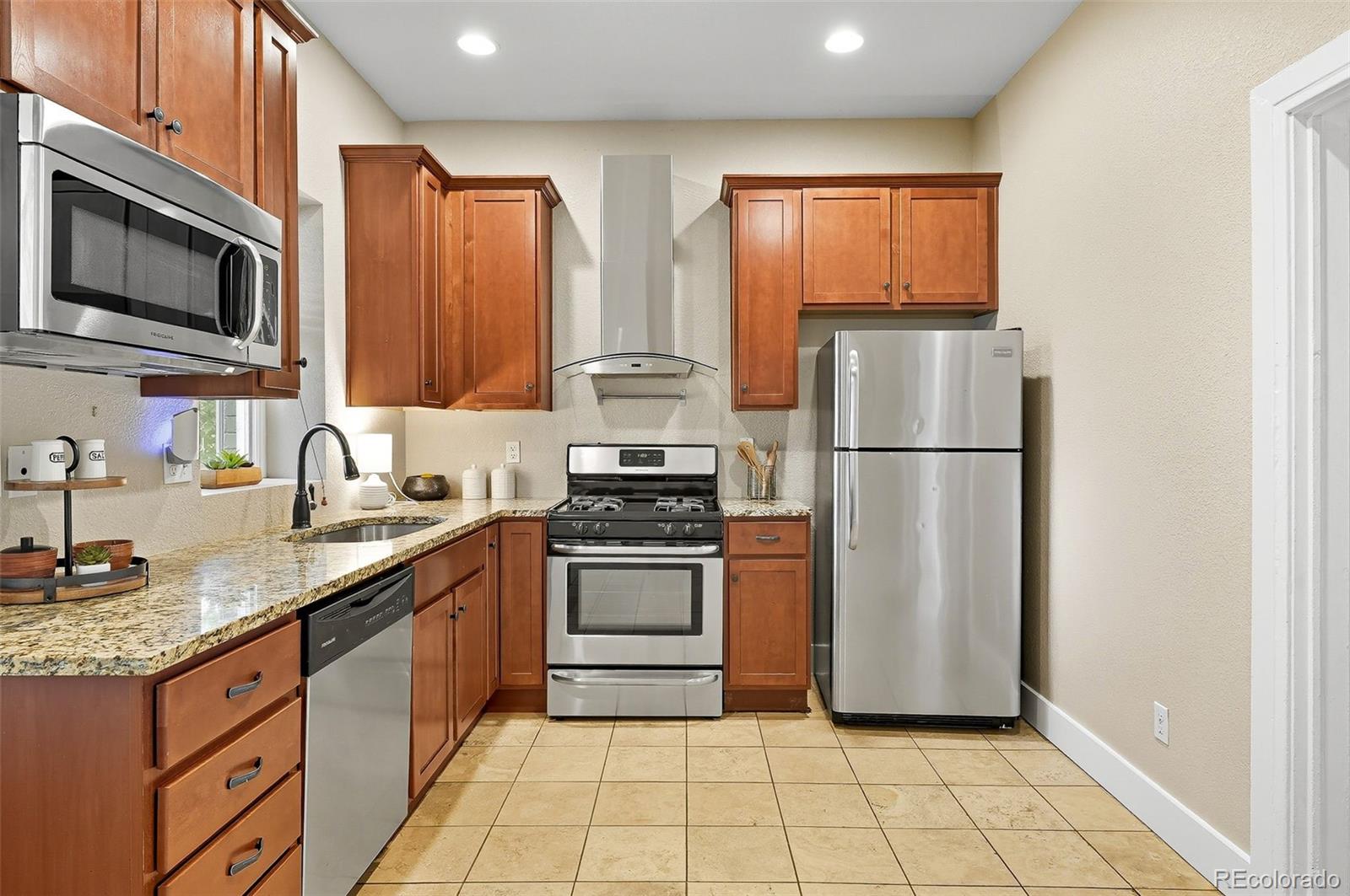 716 N Sherman Street